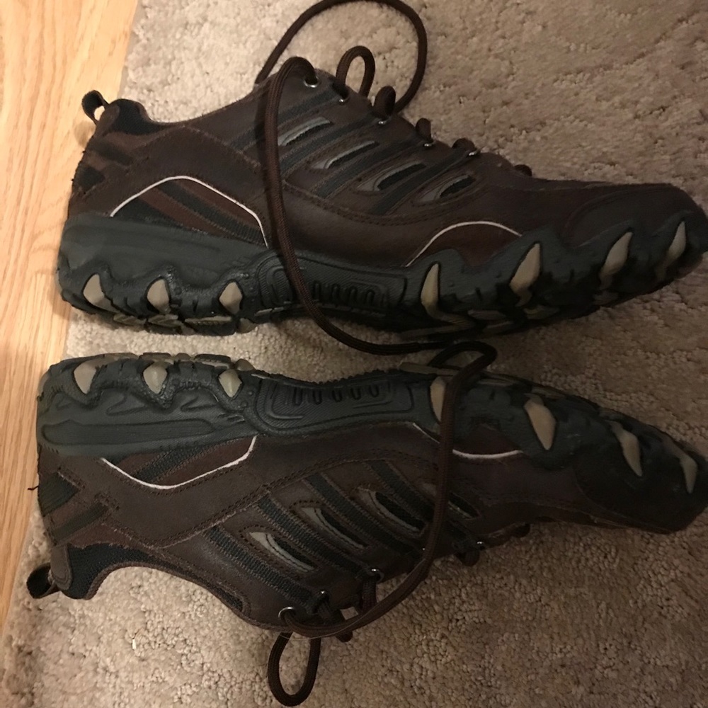 Skechers Shoes - Picture 4 of 5